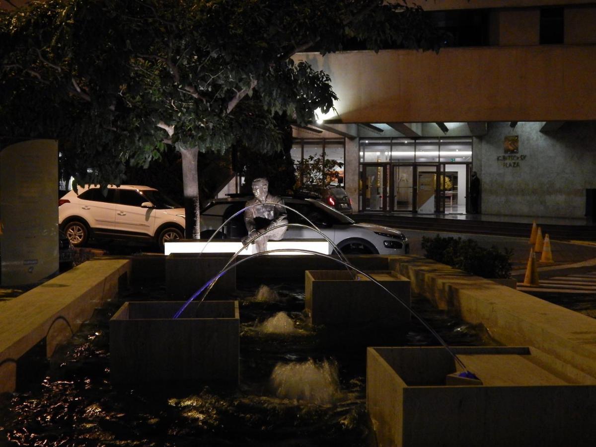 Alta X Apart Hotel - Kubitschek Plaza Brasília Exterior foto
