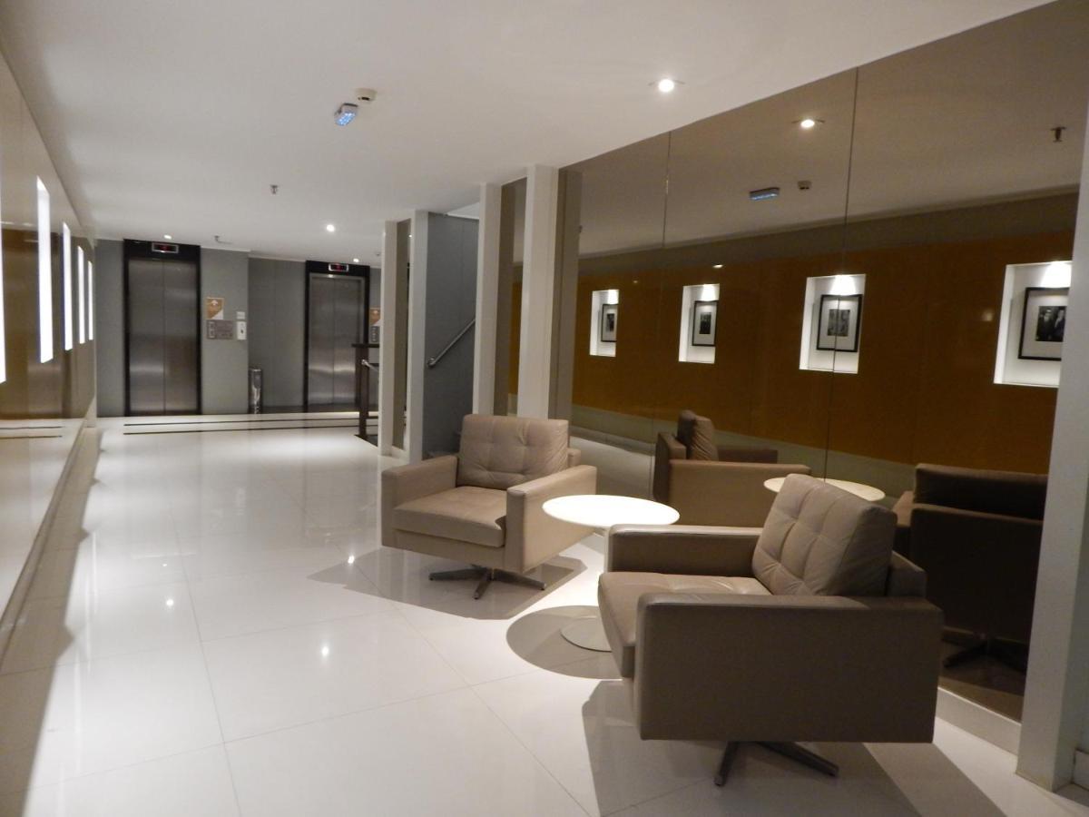 Alta X Apart Hotel - Kubitschek Plaza Brasília Exterior foto